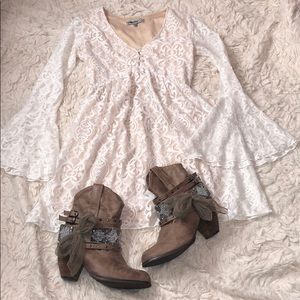 Cute lace dress